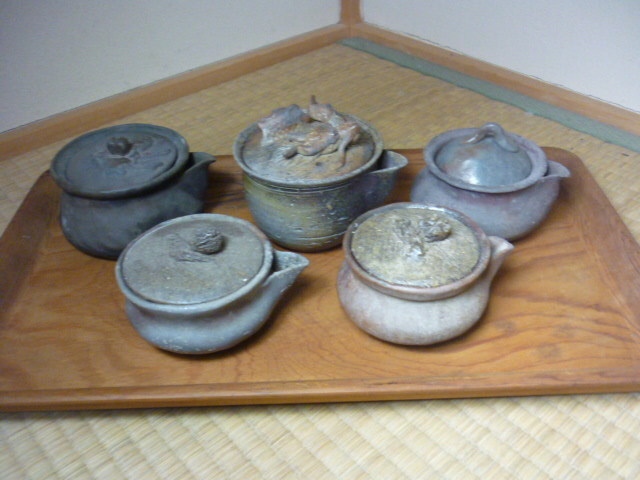 新作入荷，100%新品 煎茶道具 古い備前焼宝瓶５個と煎茶盆：持手無い急須 手造り 手捻り 轆轤(急須、土瓶)｜売買されたオークション情報、yahooの商品情報をアーカイブ公開 - オークファン 備前
