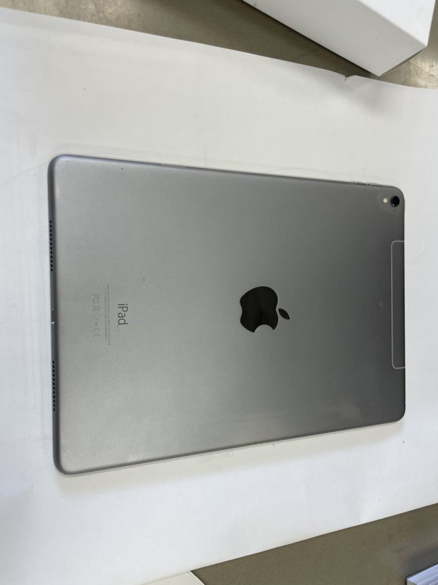 iPad Pro A1674 Apple + 9.7インチ 9.7 - 128GB Wi-Fi (9.7-inch