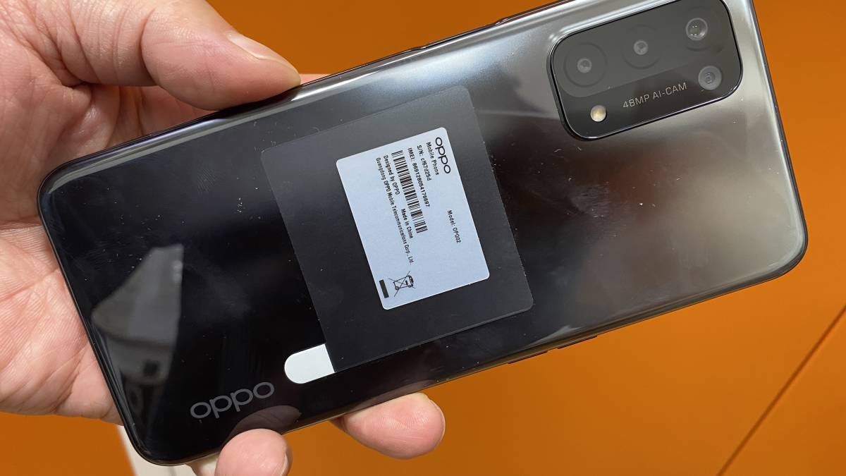 極めて美品 OPPO オッポ A54 au OPG02 利用制限〇 