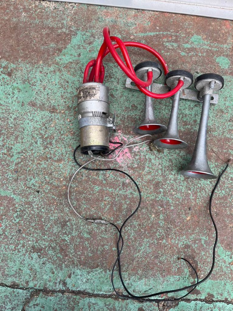 【100%新品，低価】 MUSIC IL padrino CEDA AIR HORN ミュージカルホーン ミュージックホーン ヤンキーホーン ゴッドファーザー 旧車(社外品)｜売買されたオークション情報、yahooの商品情報をアーカイブ公開 - オークフ 社外品