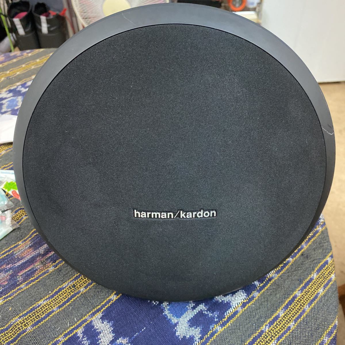 得価 harmankardon ハーマンカードン ONYX STUDIO ワイヤレススピーカー ブラック Bluetooth バッテリー良好 音出しOK 1000円スタート(一般)｜売買されたオークション情報、yahooの商品情報をアーカイブ公開 - その他