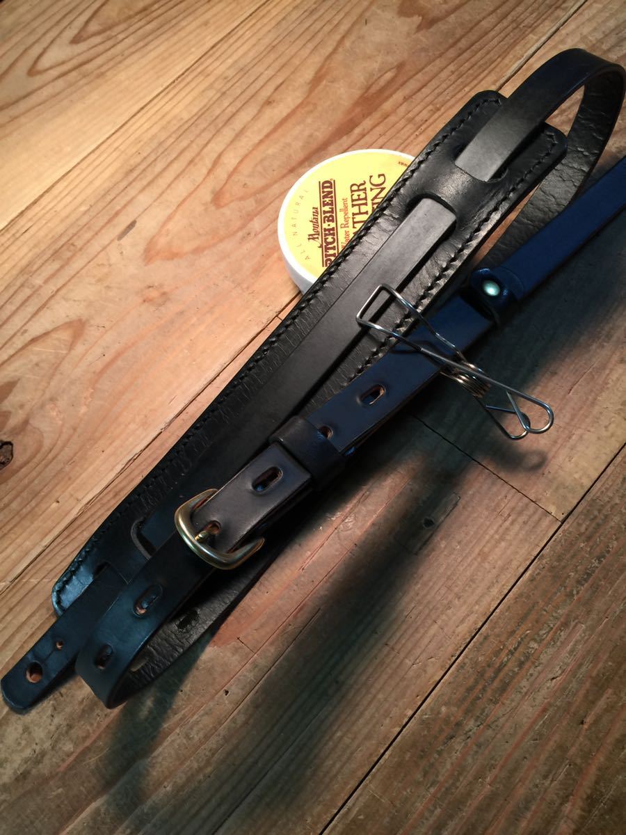 国産ヌメ革サドルレザーストラップ 1400-1100ミリ ブラック 真鍮バックル 国産ヌメ革サドルレザーストラップ1400〜1100ミリニッケルバックル金具 国産ヌメ革オイルドサドルレザーストラップ1400〜1100ミリ真鍮製 国産ヌメ革サドルレザーストラップ1400〜1100ミリ真鍮製金具マホガニー