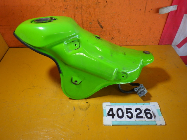 40526 カワサキ LX250E-0292～ KLX250 H3 '01 純正 ガソリンタンク 凹み無 内部錆片少しあり フューエルコック