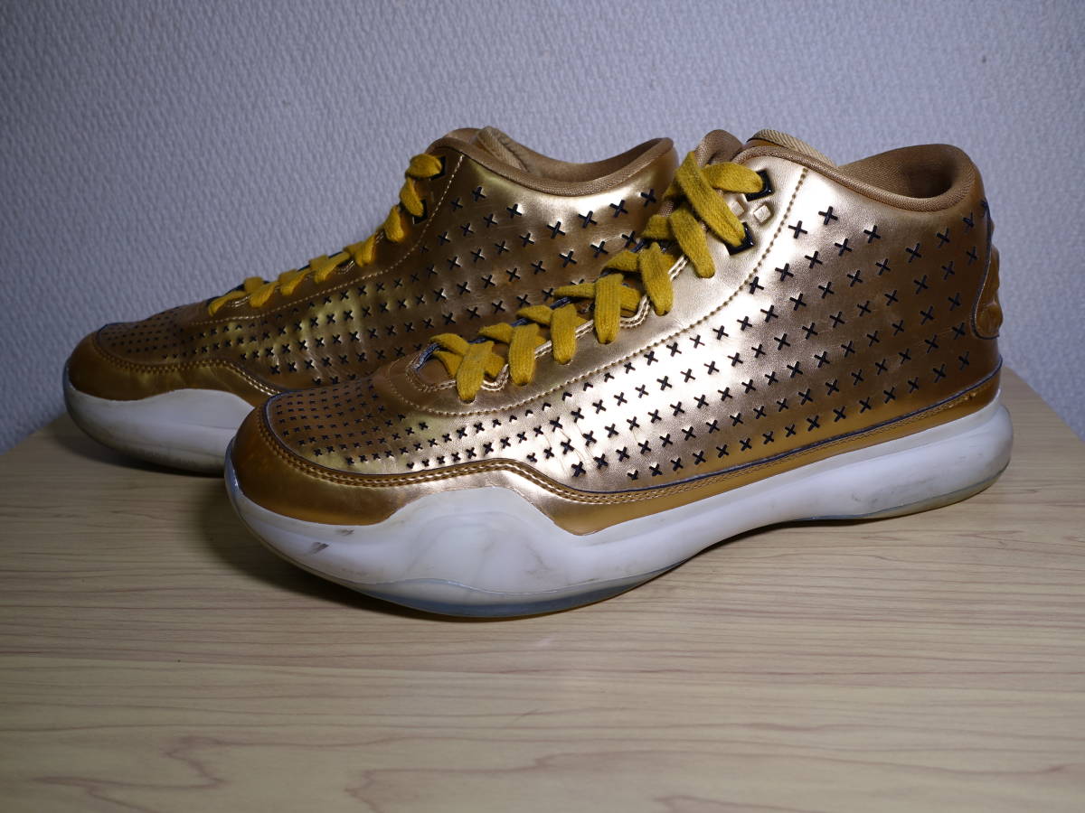 ◇ NIKE ナイキ KOBE X MID EXT コービー 10 ミッド METALLIC GOLD  