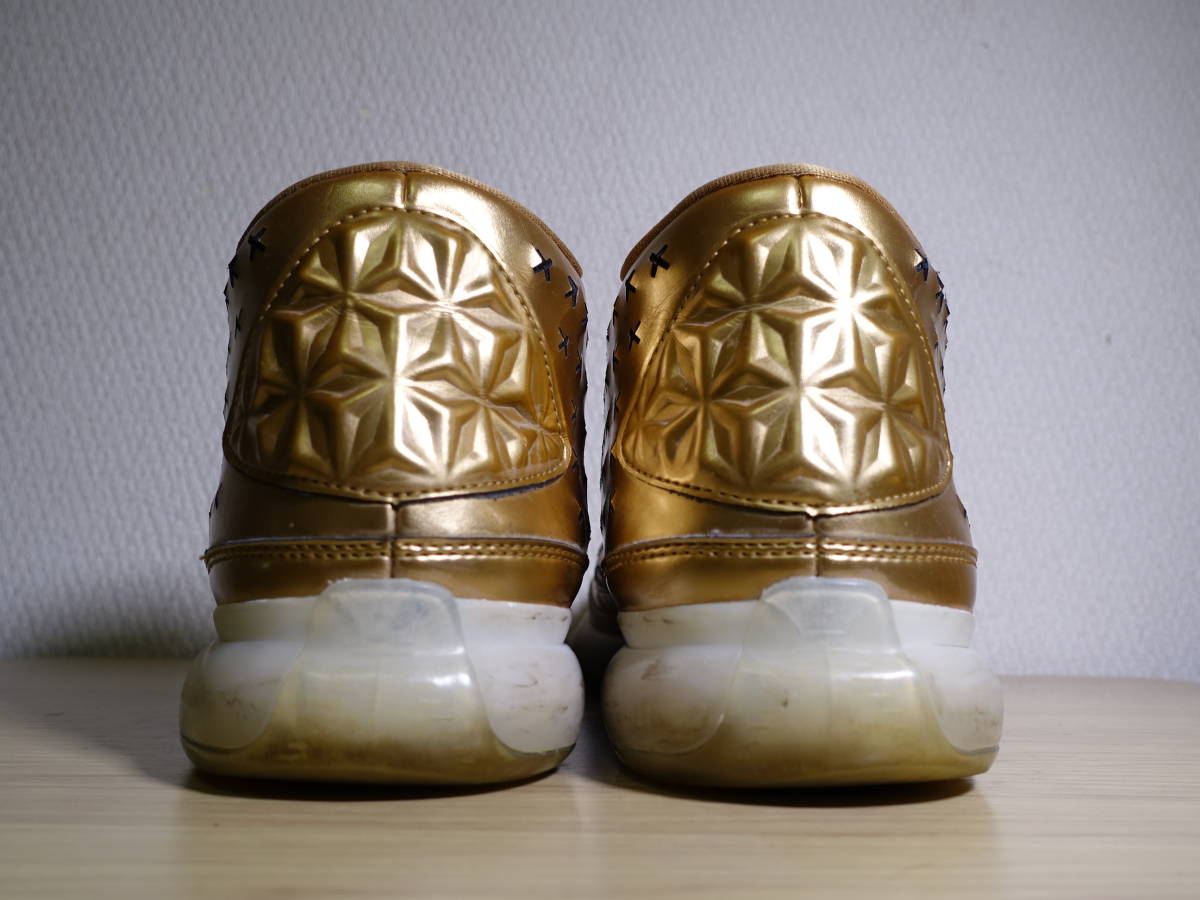 ◇ NIKE ナイキ KOBE X MID EXT コービー 10 ミッド METALLIC GOLD 