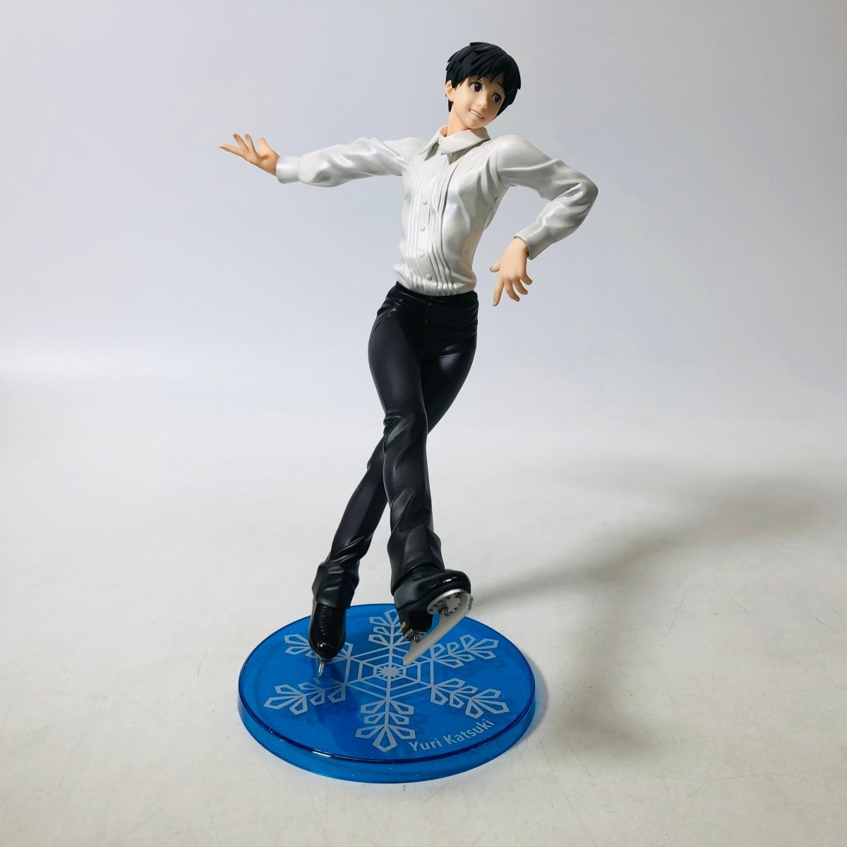 中古品 メガハウス G.E.M.シリーズ ユーリ on ICE 1/8 勝生勇利 【公式 
