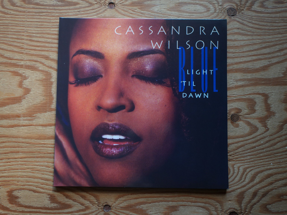  高音質180g重量盤 2枚組 / Cassandra Wilson / Blue Light 'Til Dawn / PPAN BST 81357 Pure Plesure m(ボーカル)｜売買されたオークション情報、yahooの商品情報をアーカイブ公開 - オークファン ボーカル