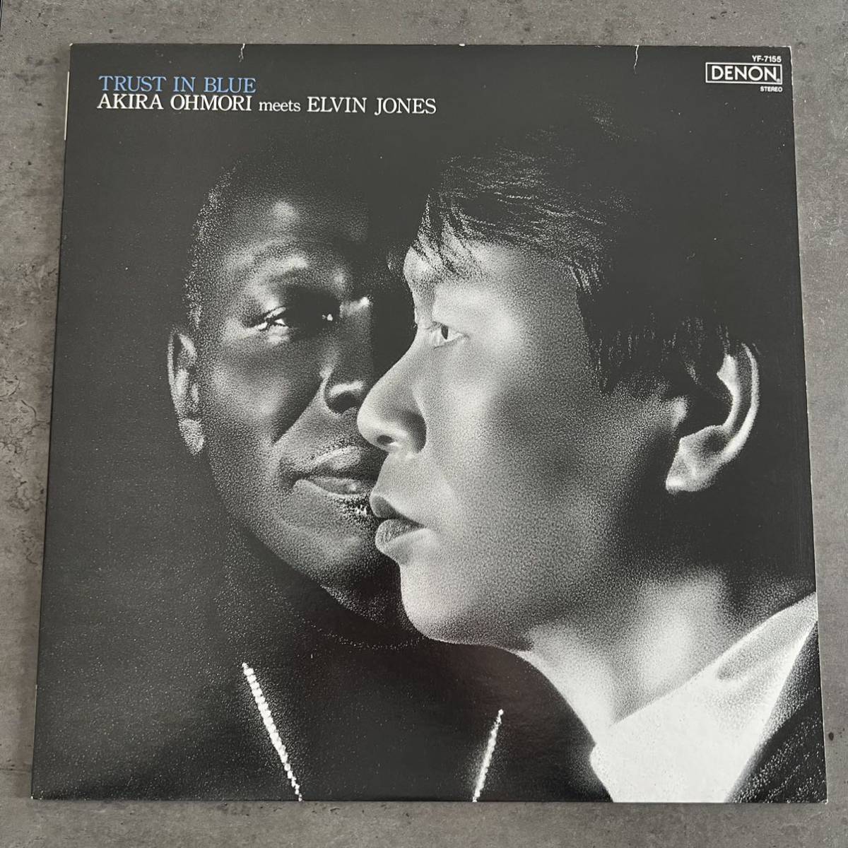 本物保証，限定SALE Akira Ohmori Meets Elvin Jones TRUST IN BLUE 大森明 LP レコード 和ジャズ Japanese jazz YF-7155-ND(ジャズ一般)｜売買されたオークション情報、yahooの商品情報をアーカイブ公開 - オークファン ジャズ一般