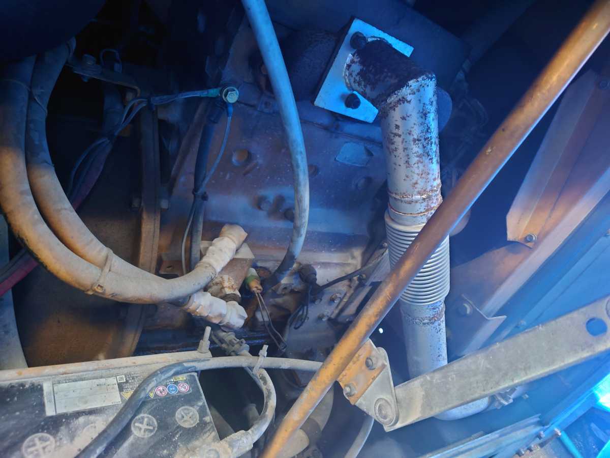 小松製作所 エンジンコンプレッサー EC35ZSB-2 コマツ ディーゼルの 