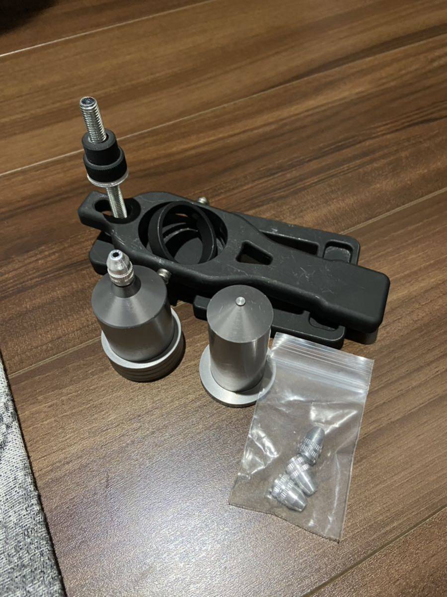 うどん絞り器 万力タイプ へら釣り競技用うどんアルミポンプ絞り器 |