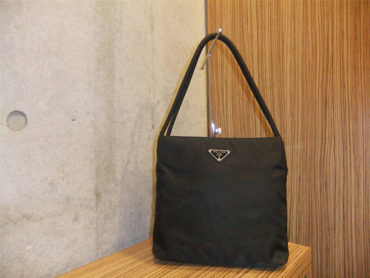 【正規美品♪【PRADA プラダ】 B9715 三角ロゴ ショルダーバッグ トート ブラック ナイロン 鞄 ポコノ Gカード レディース 税込/送料込♪】 PRADA トートバッグ プラダ 三角プレート ロゴ 0