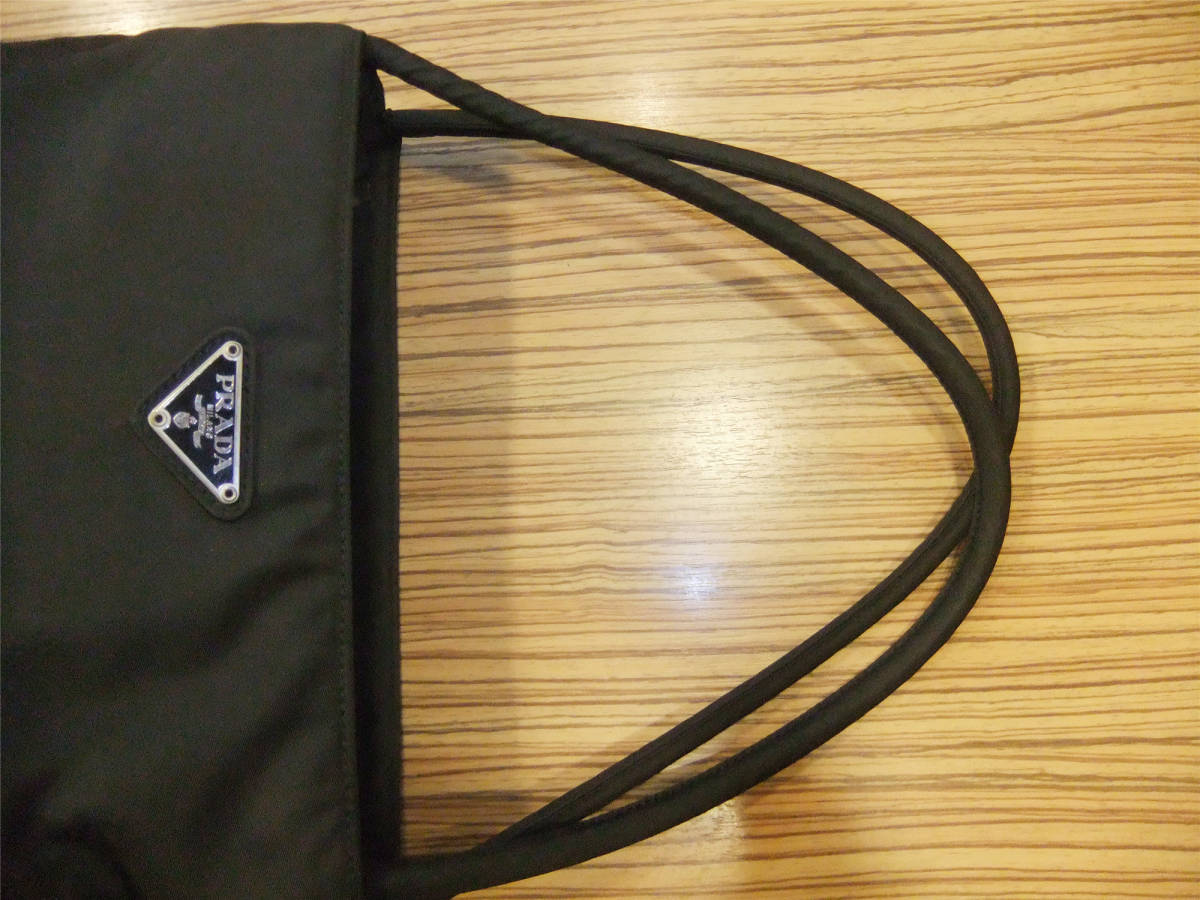 【正規美品♪【PRADA プラダ】 B9715 三角ロゴ ショルダーバッグ トート ブラック ナイロン 鞄 ポコノ Gカード レディース 税込/送料込♪】 PRADA トートバッグ プラダ 三角プレート ロゴ 0