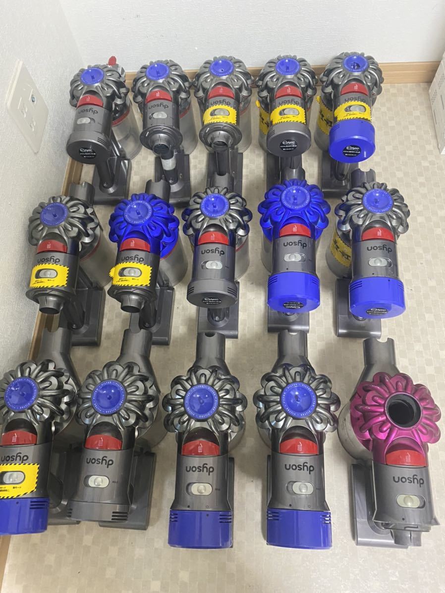 ジャンク】ダイソン Dyson ハンディクリーナー 本体 まとめ売り 17台