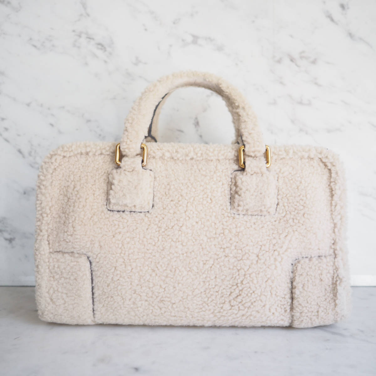 定価65万 超希少限定！ ロエベ LOEWE ムートンファー アマソナ28 