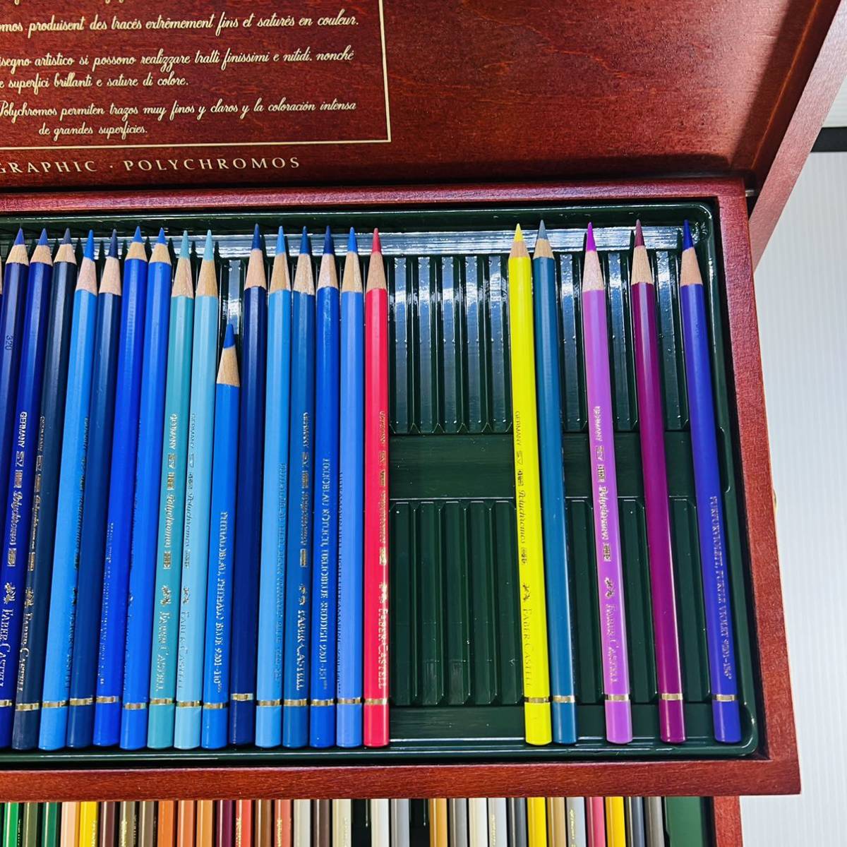 ファーバーカステル ポリクロモス 100色 油性色鉛筆 ウッドボックス入り ファーバーカステル ポリクロモス 100色 油性色鉛筆 ウッドボックス