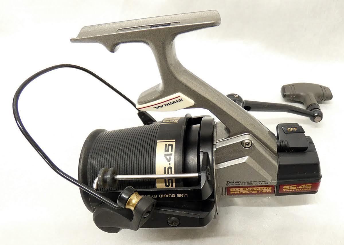 ☆2 動作未確認 現状お渡し ジャンク品扱い Daiwa TOURNAMENT