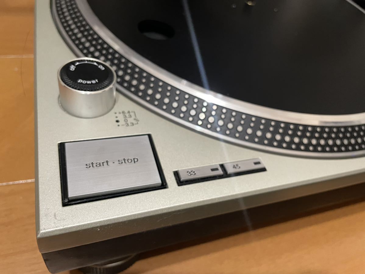 Technics ターンテーブル SL 1200MK3D 電源入りました Technics ターン