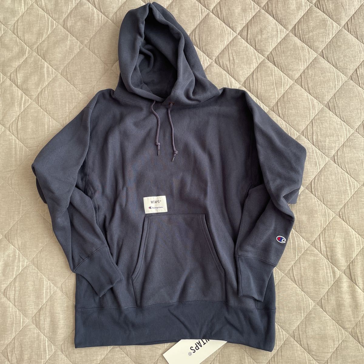 未使用 wtaps Champion スウェットパーカー チャンピオンリバース 