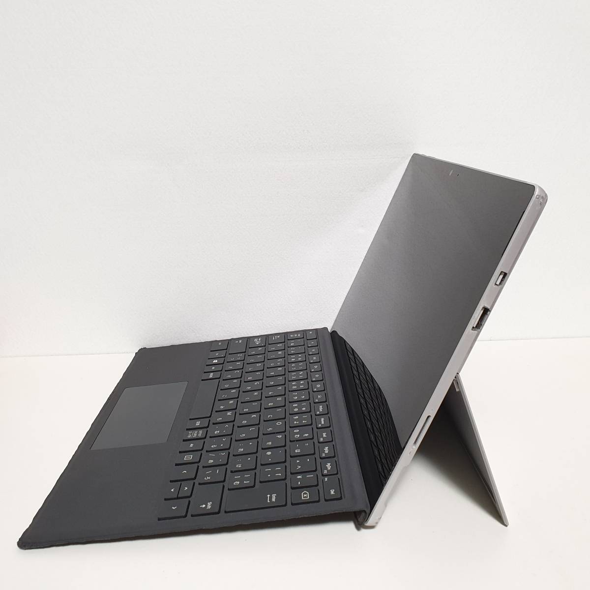 Surface ⁄ pro5 256GB ⁄8GB⁄SSD 2.6Ghz i5-7300U 626535)サーフェス 