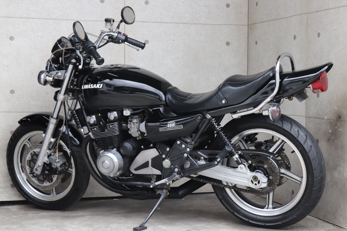 横浜 Kawasaki ゼファー400 C3 旧車 Z2 ブラック爆発仕様 黒豆 横浜 Kawasaki ゼファー400 C3 旧車 Z2 ブラック爆発仕様 黒豆