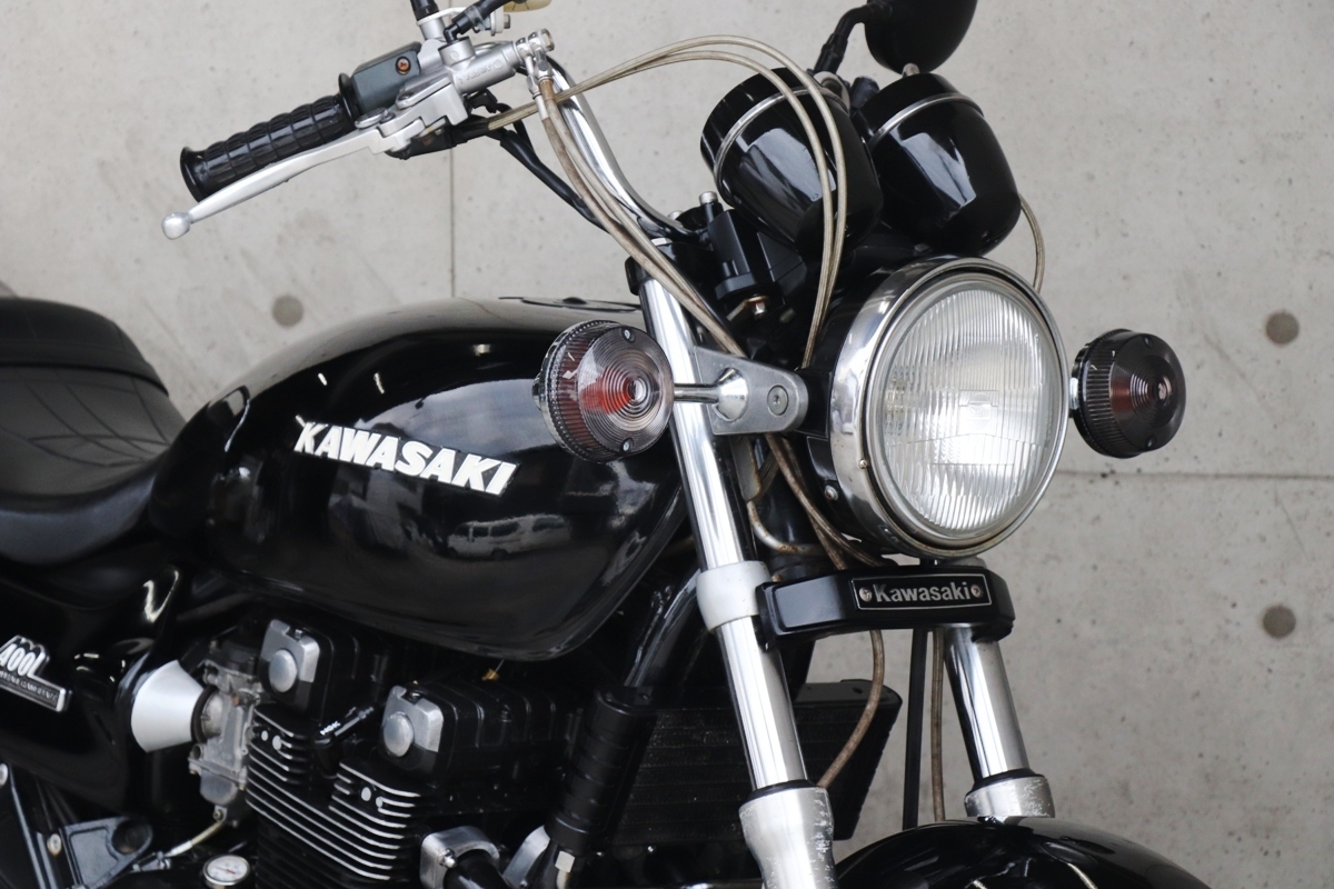 横浜 Kawasaki ゼファー400 C3 旧車 Z2 ブラック爆発仕様 黒豆