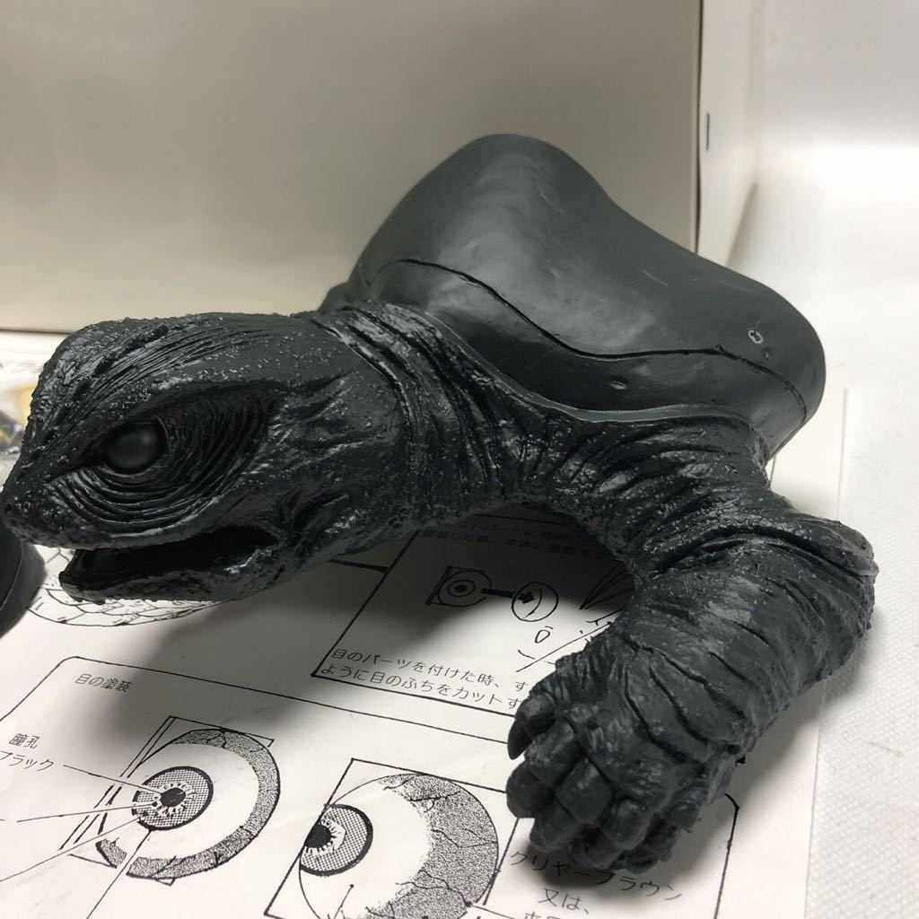 大怪獣空中決戦飛行M1号ガメラ1尺ソフビキット完成品（中古） M1号 大怪獣空中決戦 ガメラ 飛行ガメラ一尺サイズ 大怪獣空中決戦 大