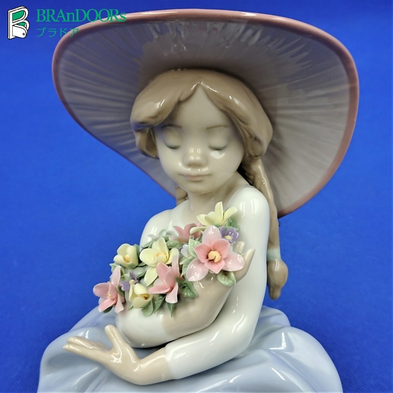〇 リヤドロ LLADRO 花の香りに包まれて 5862 フィギュリン 高さ約21cm