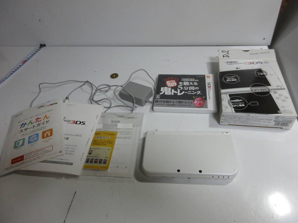 大特価Newニンテンドー3DS LL パールホワイト美品+カセット10本 LL 