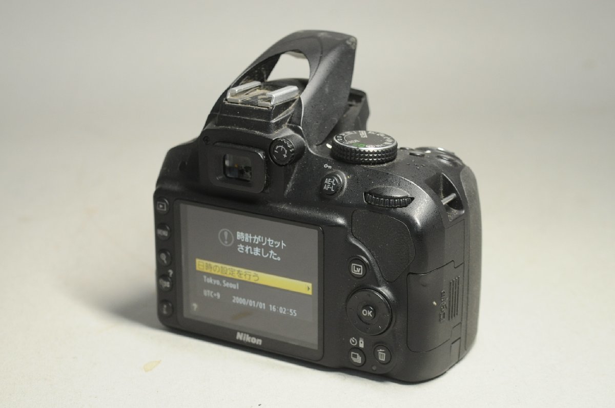 シャッター回数5923回】□ほぼ新品□ D3300 ボディ ブラック Nikon