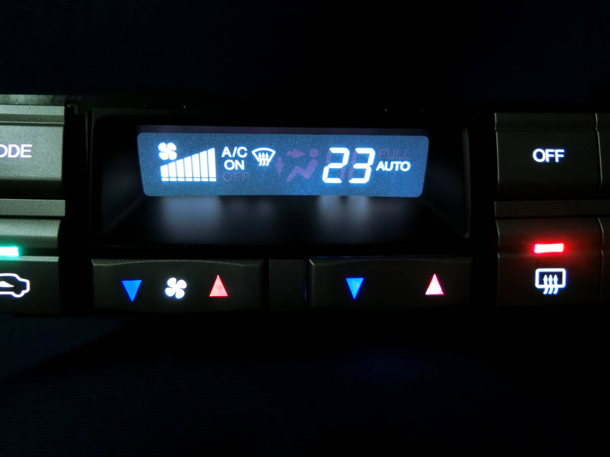 純正 BE1 BE2 BE3 BE4 エディックス HID ヘッドライト 右