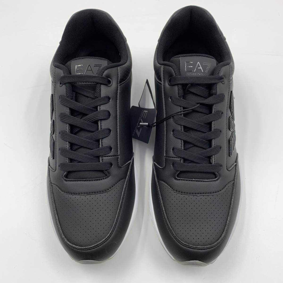 サイズ選択】EA7 EMPORIO ARMANI□オールブラックスニーカー□エンボス 