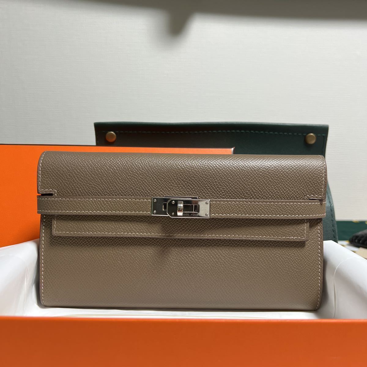 エルメス ケリーウォレット HERMES エトゥープ ロング 長財布 トゥーゴー シェーブル - SV金具 ヴォーエプソン 二つ折り長財布 新品同様 ウォレット ＨＥＲＭＥＳ シェーブルシャムキラ