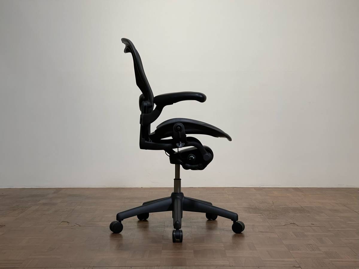 Herman Miler アーロンチェアb｜ Bサイズ ハーマンミラー 高級  