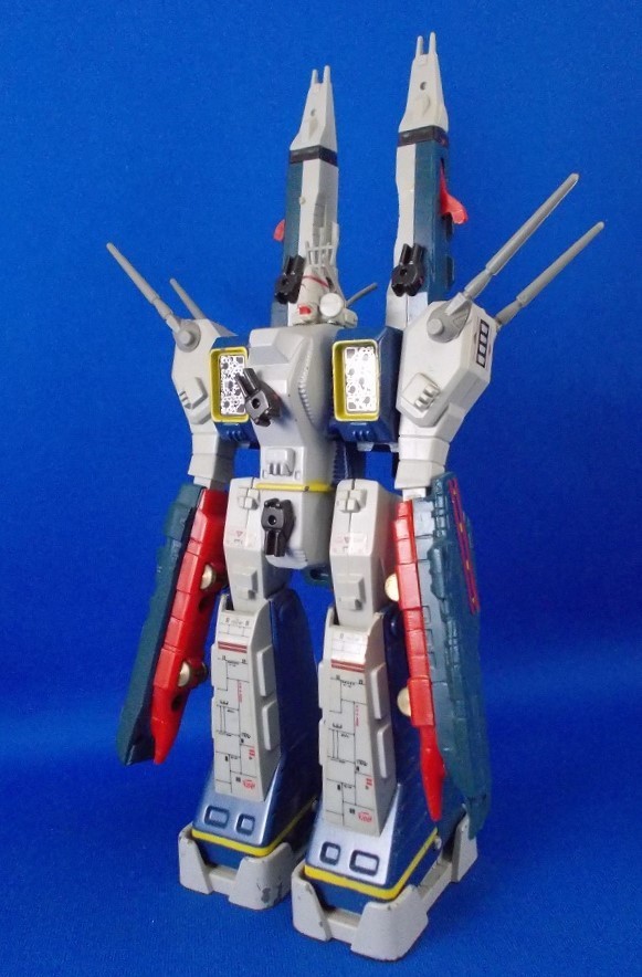 1/6300 タカトクトイス マクロス強攻型 MACROSS SDF-1 超時空要塞 