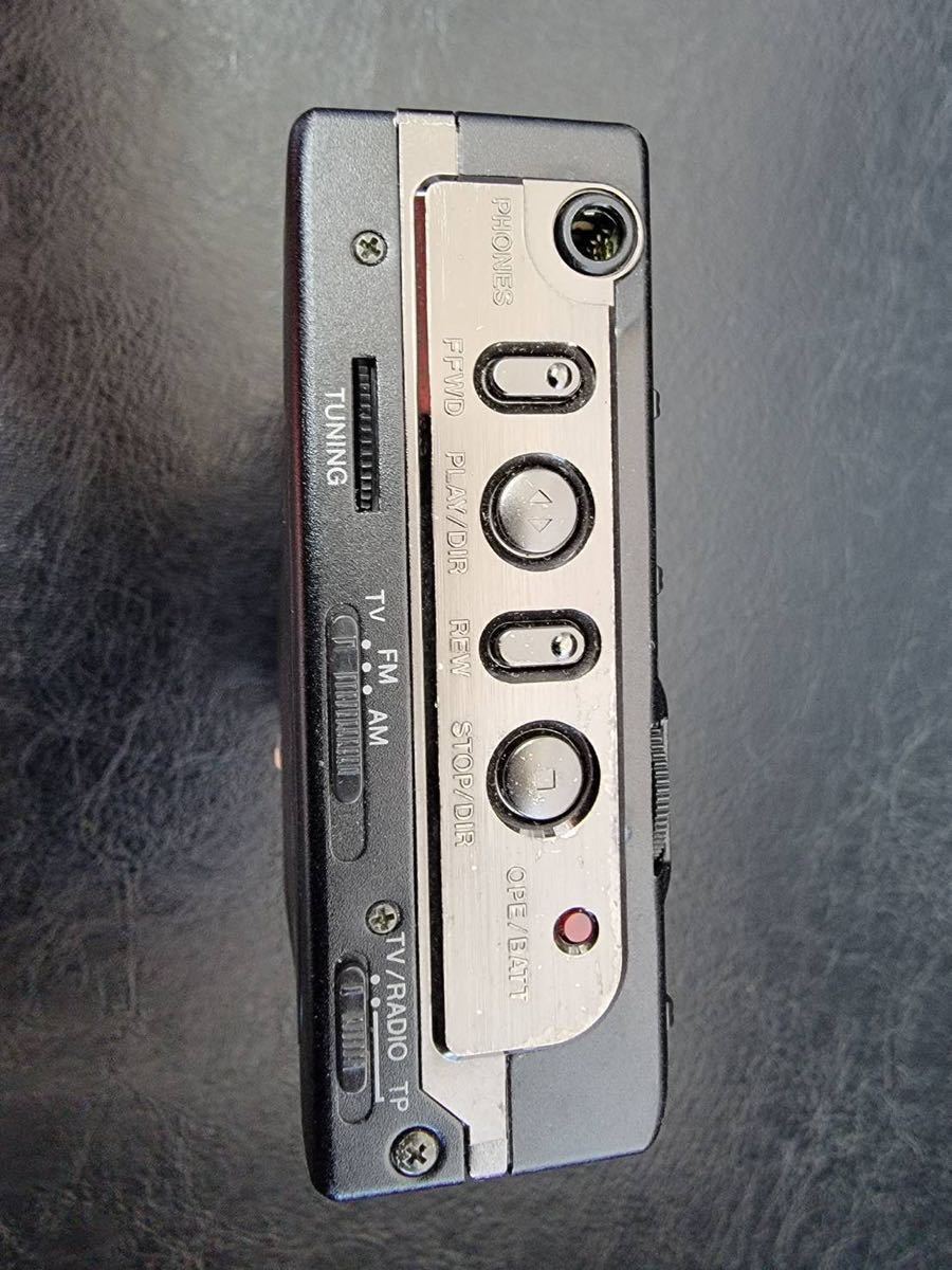 AIWA BBE system VOICE NAVIGATION DOLBY B NR カセットプレーヤー HS