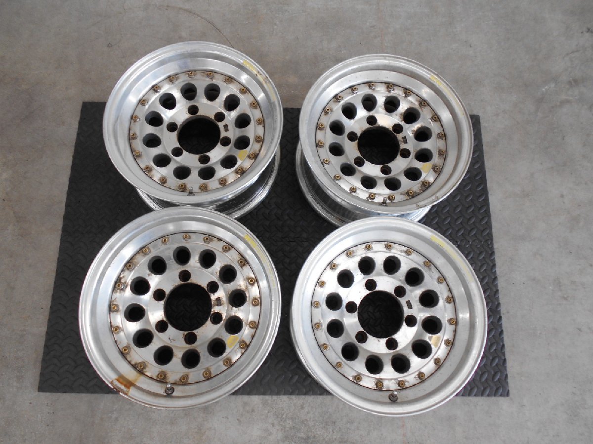 ブリヂストン製ホイールBERG】15×7.0J -14 139/6H サーフ、ランクル 