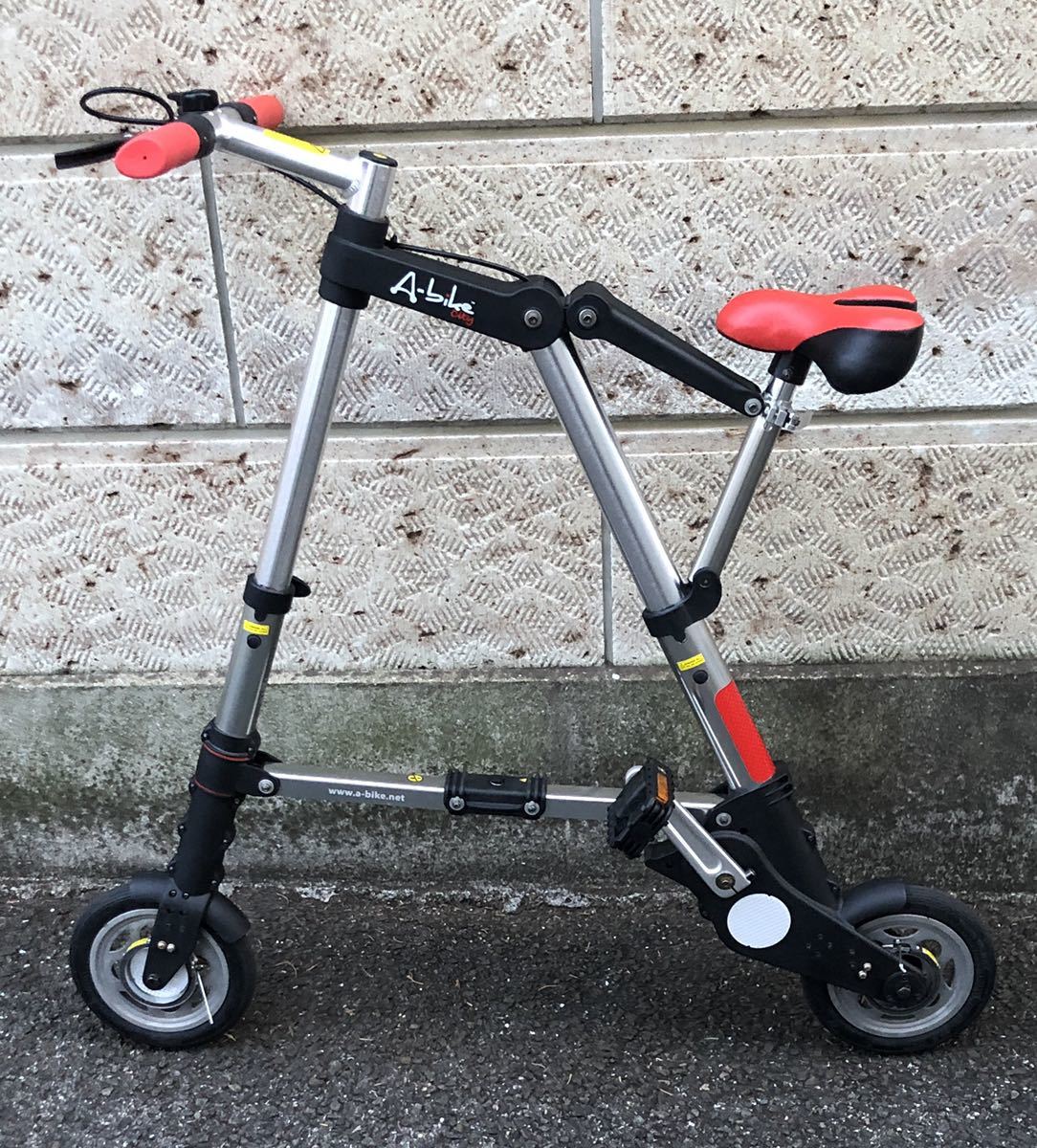 人気定番，新作登場 A-bike City 正規品 Sinclair Research製 エーバイク シティ プラス Plus DZB-03 折り畳み自転車 軽量自転車(16インチ未満)｜売買されたオークション情報、yahooの商品情報をアーカイブ公開 - オークファ 16インチ未満