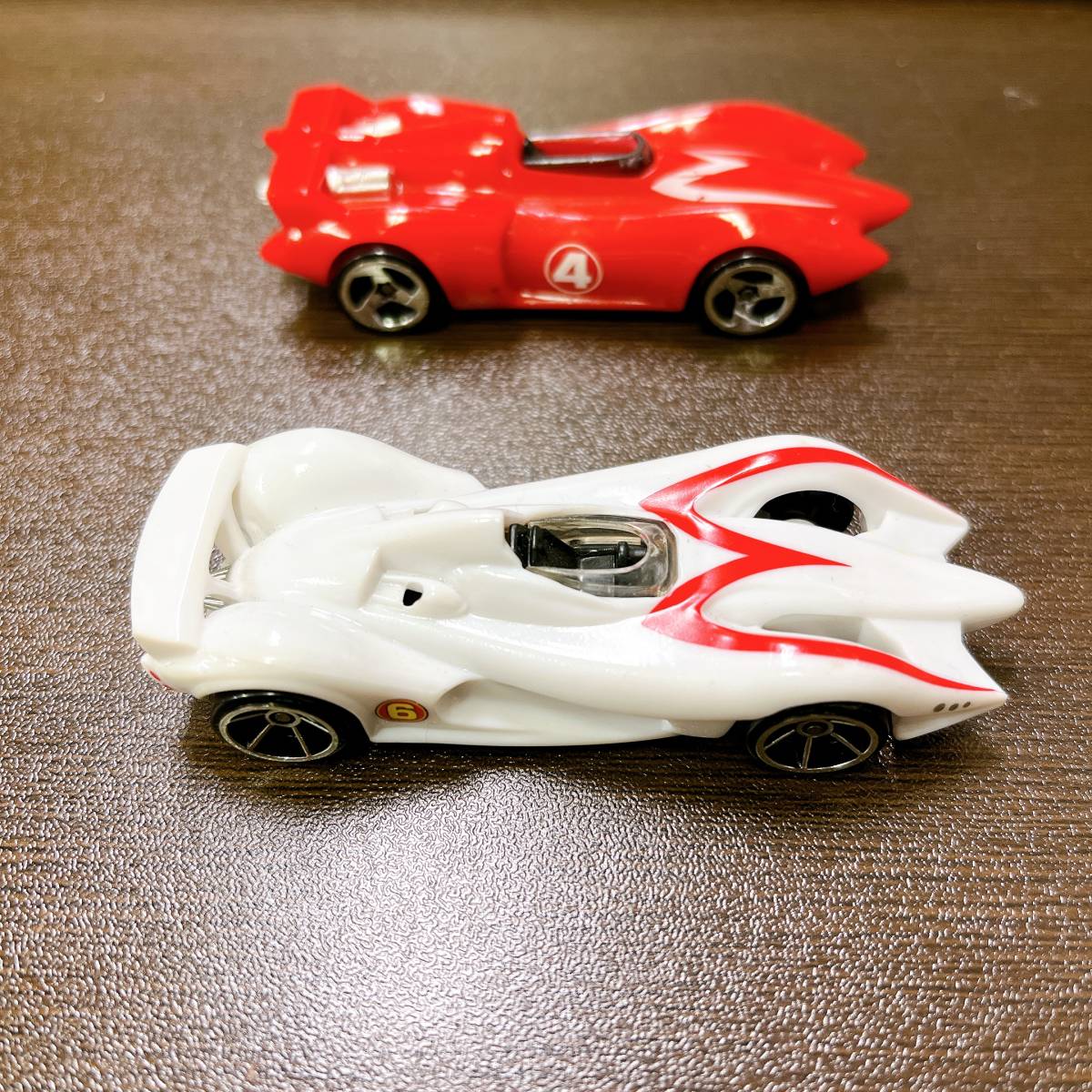 05】送料185円 スピードレーサー ホットウィール マッハ GOGO ミニカー