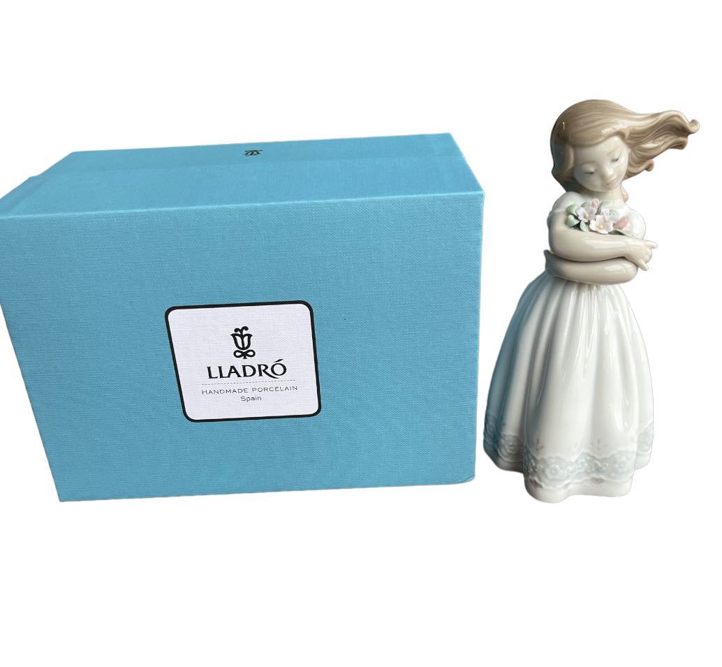 リヤドロ フィギュリン LLADRO 陶器人形 置物 少女 美品 貴婦人 1000円