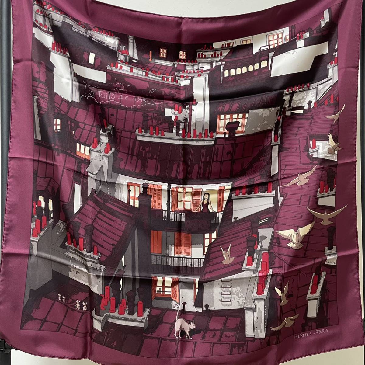 【人気SALE，爆買い】 同様 HERMES エルメス カレ 90 LES TOITS DE PARIS パリの屋根 鳥 家 ブルー 青 ホワイト 白 レッド 赤 シルク(スカーフ)｜売買されたオークション情報、yahooの商品情報をアーカイブ公開 - オークファ 服飾小物
