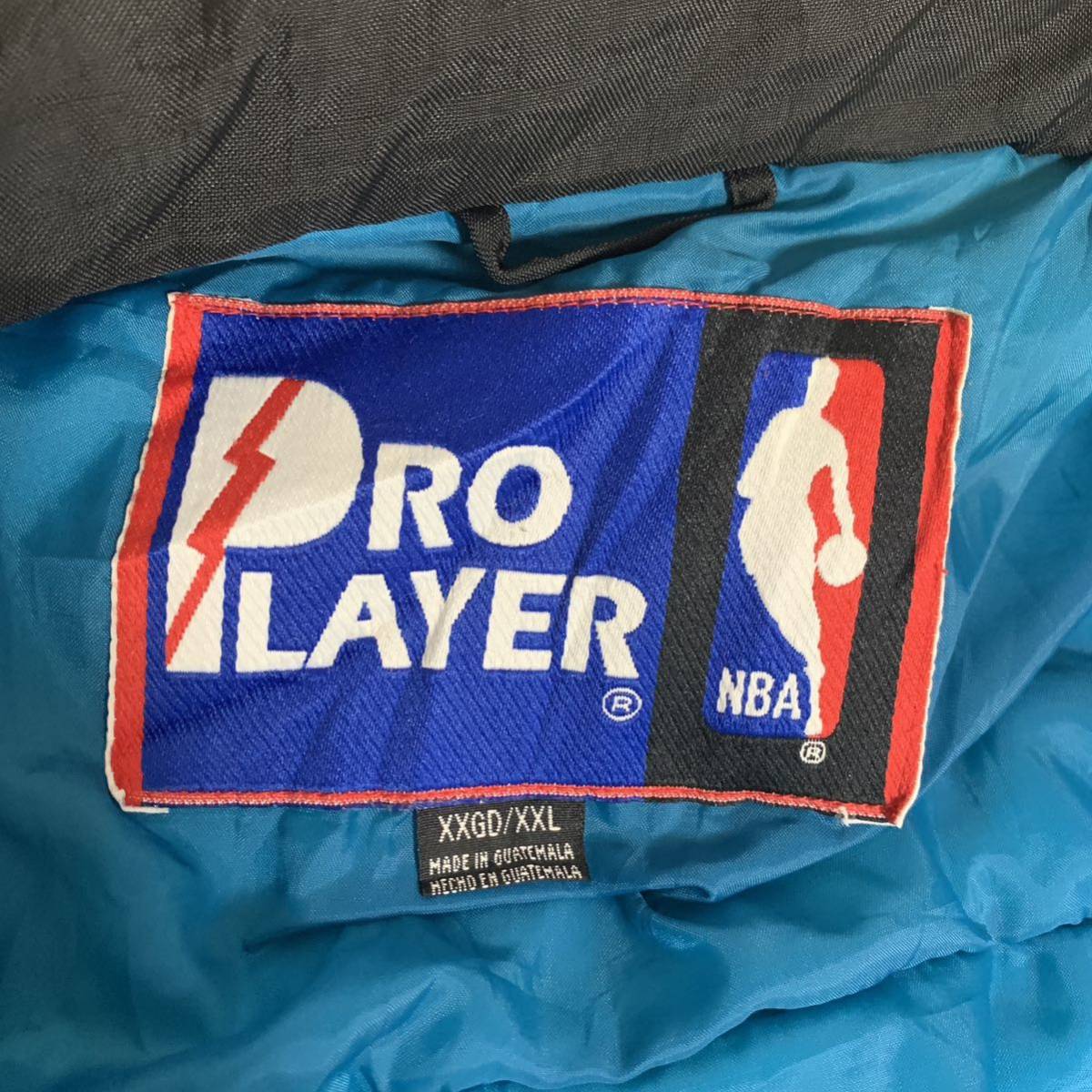 美品 NBA シャーロット・ホーネッツ（Charlotte Hornets）ナイロン 