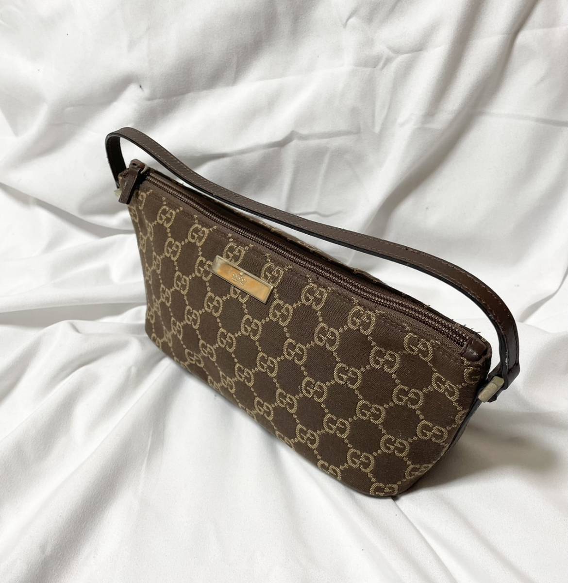 美品 イタリア製 GUCCI グッチ 039 1103 2123 GGキャンバス