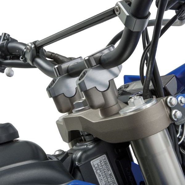 【送料￥510】 ZETA バーライズキット 20mmオフセット　標準径バー用/ブラック 【ZE53-05261】