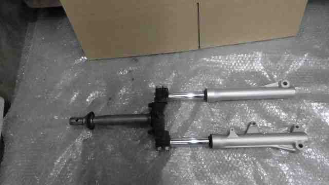 ディオ110　JF31-1018xxx　の　フロントフォーク *1670566785　中古