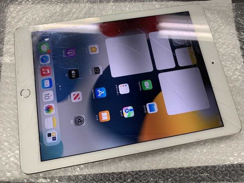 BY238 iPad Air 第2世代 Wi-Fiモデル A1566 シルバー 16GB ジャンク