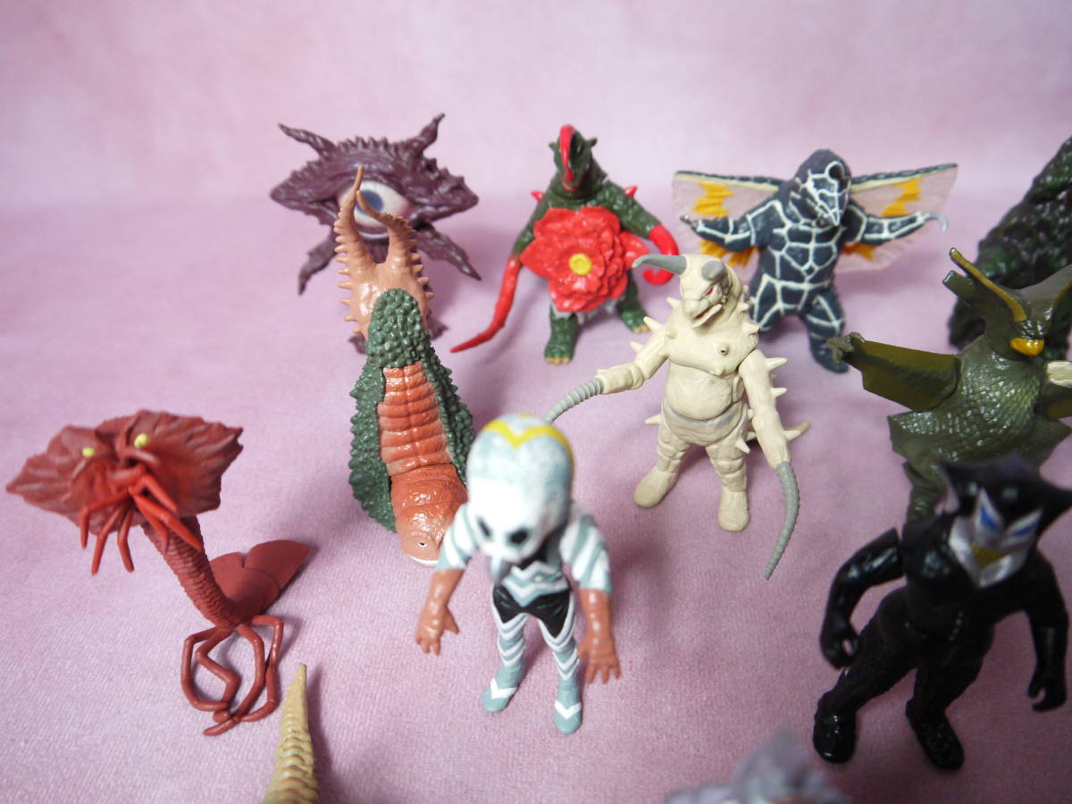 ガシャポン✳️ウルトラマン『HG 怪獣シリーズ ガチャフィギュア 10個セット』 ガシャポン✳️ウルトラマン『HG 怪獣シリーズ ガチャフィギュア 10個