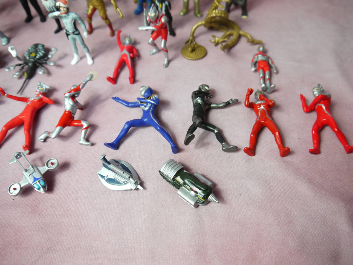 ガシャポン✳️ウルトラマン『HG 怪獣シリーズ ガチャフィギュア 10個