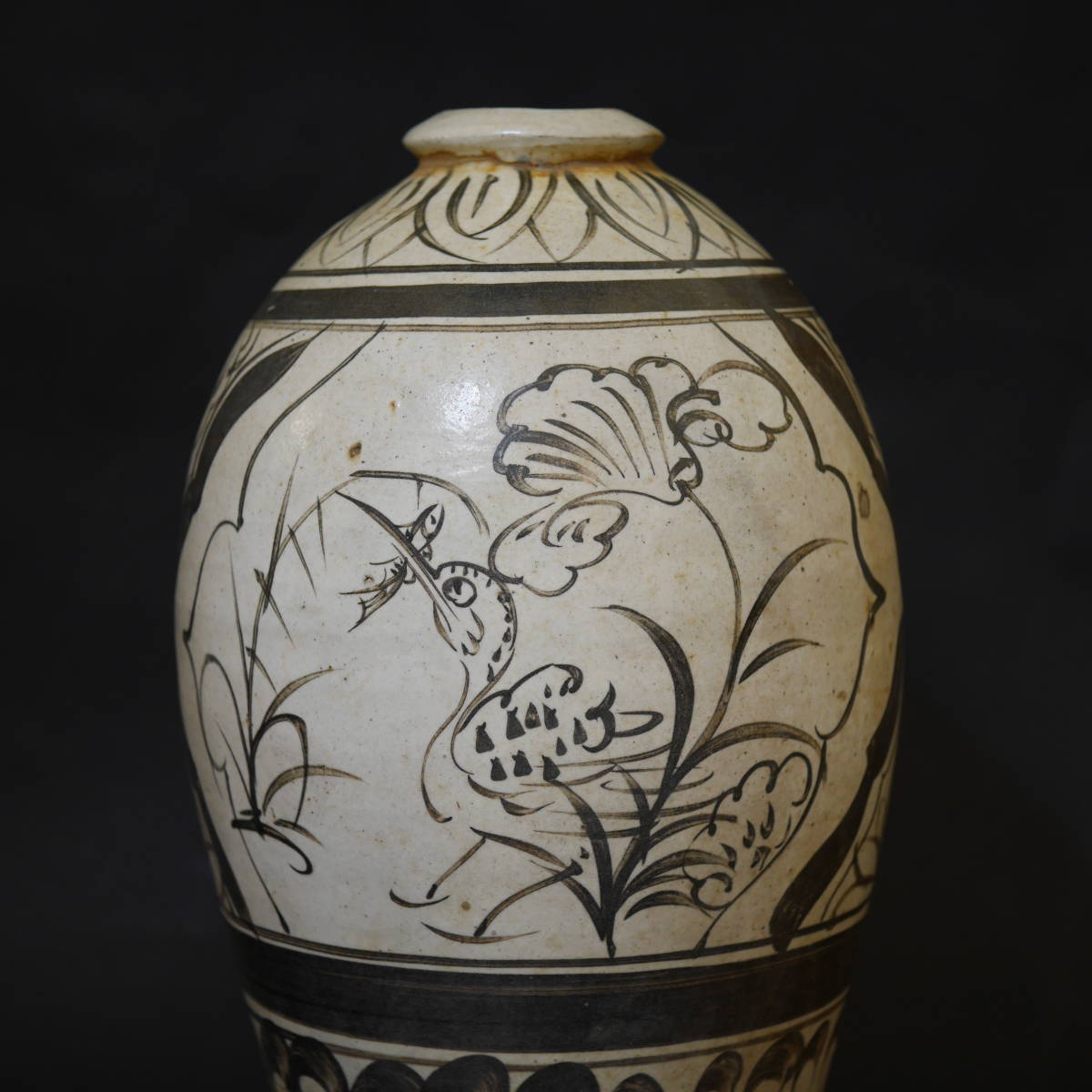 宋朝期 磁州窯白地鉄絵文梅瓶 唐物 中国美術 宋朝期 磁州窯白地鉄絵文
