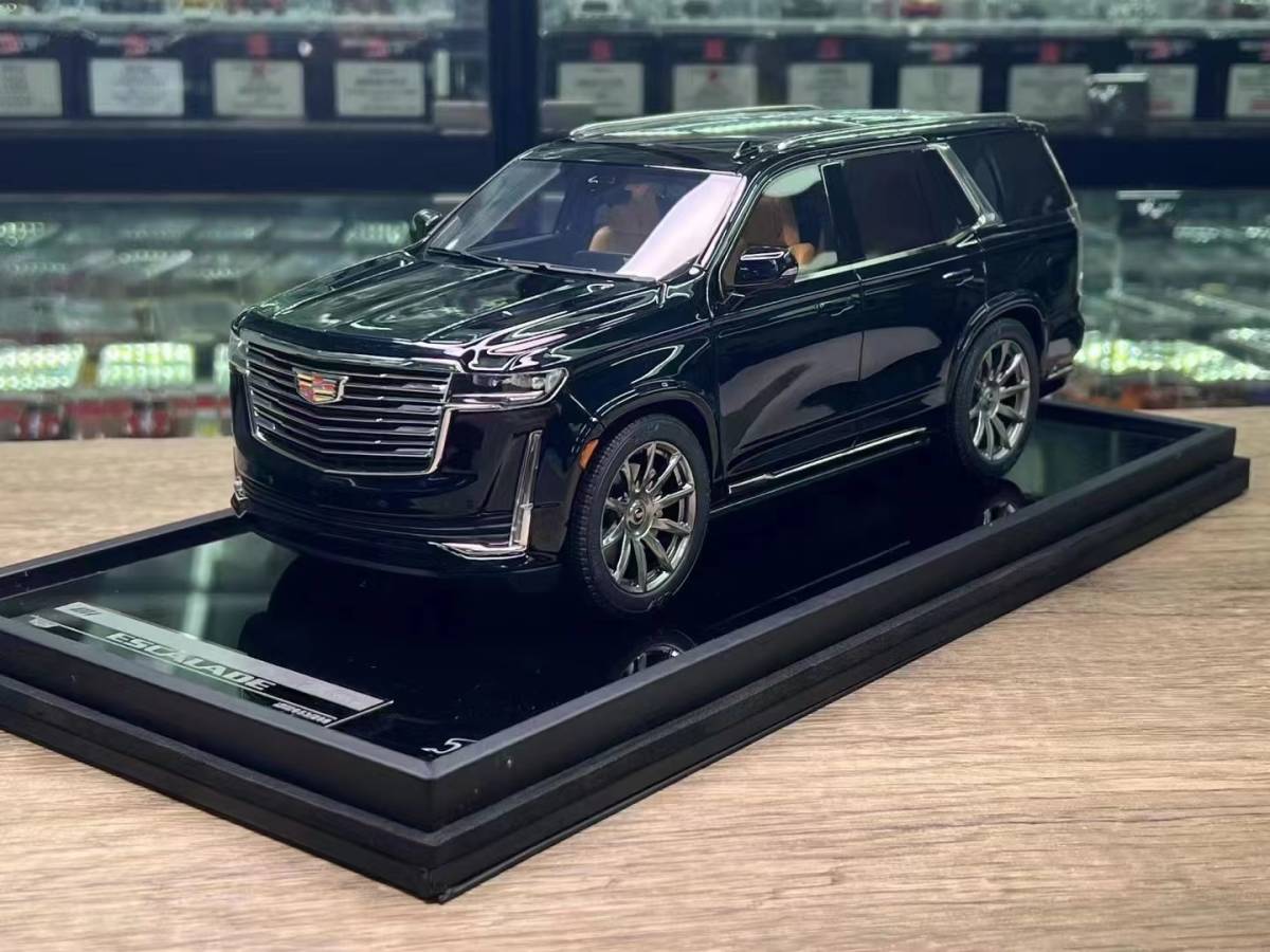 MH1:18 MOTORELIX Cadillac Escalade 2022 black