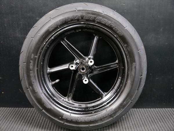 R40103 NSR50ベースAPE100エイプ50 縦型エンジンより 純正 6本スポーク